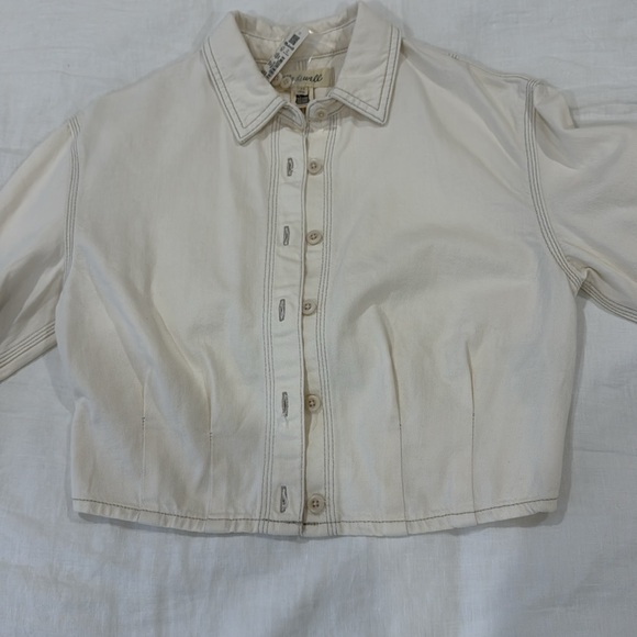 NWT Madewell Cropped Denim Button Down - Picture 3 of 5